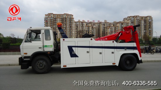 東風153清障車（側面）